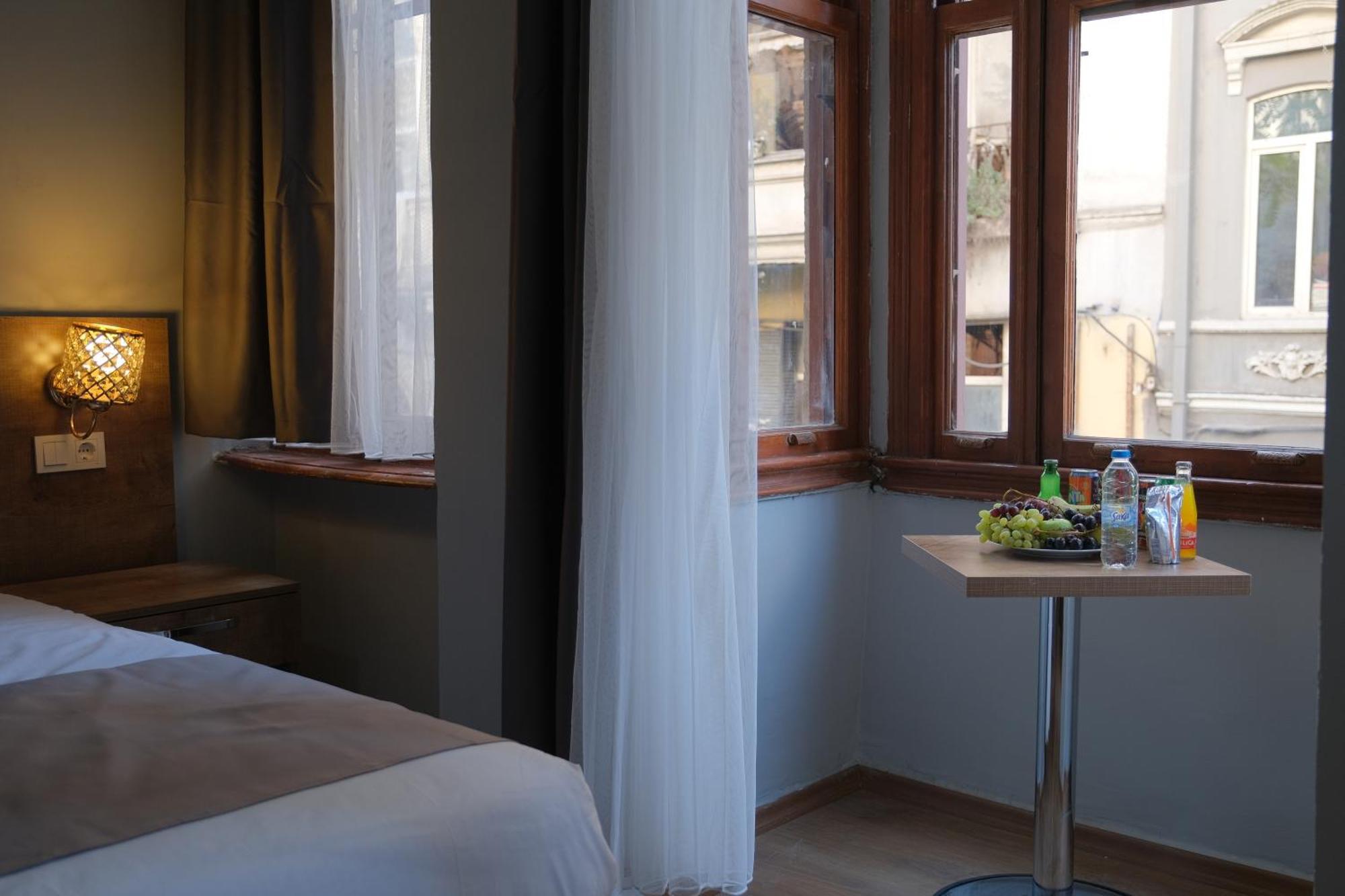 Adamantides Hotel Istanbul Ngoại thất bức ảnh